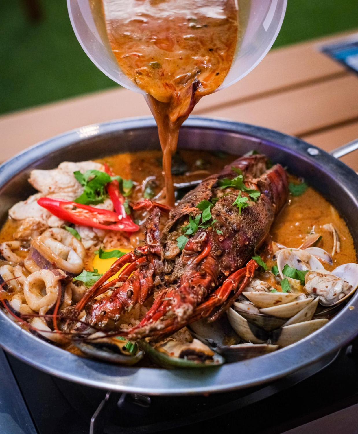 ViewDee Thai Bistro Bar
