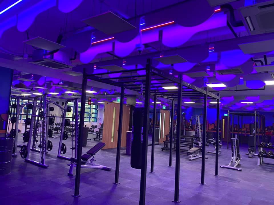 This gym has many branches but the ActiveSG Gym at Toa Payoh West CC has cool vibes with this purple blue lighting for you to workout in a futuristic neon atmosphere. Plus, this place would make a trendy gym photo update on social media!