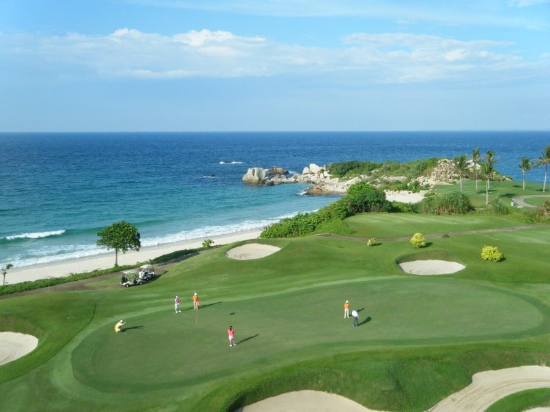 The Par 72 Jack Nicklaus Sea View Course measures 6443 meters with five different tee locations to suit golfers of all abilities.