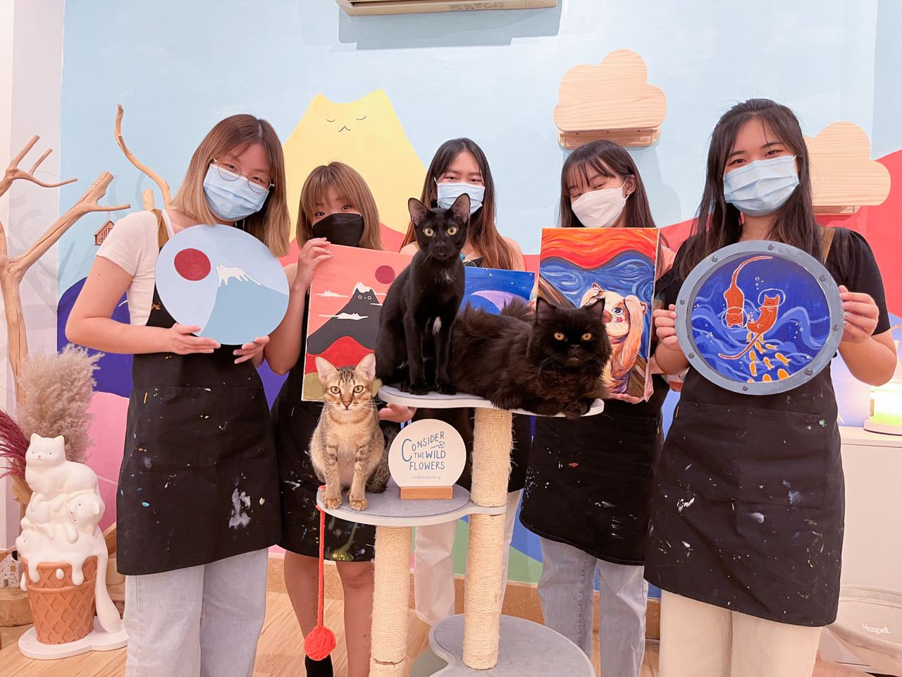  Let your creativity guide you as you create your own acrylic painting on a canvas accompanied by adorable cats, Sundae, Saffron Sesame and Soba! 