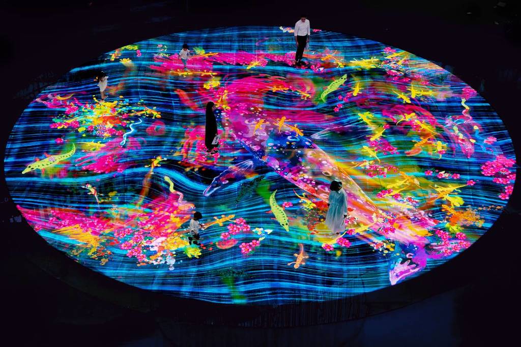 Your movements light up the Digital Light Canvas at Marina Bay Sands.