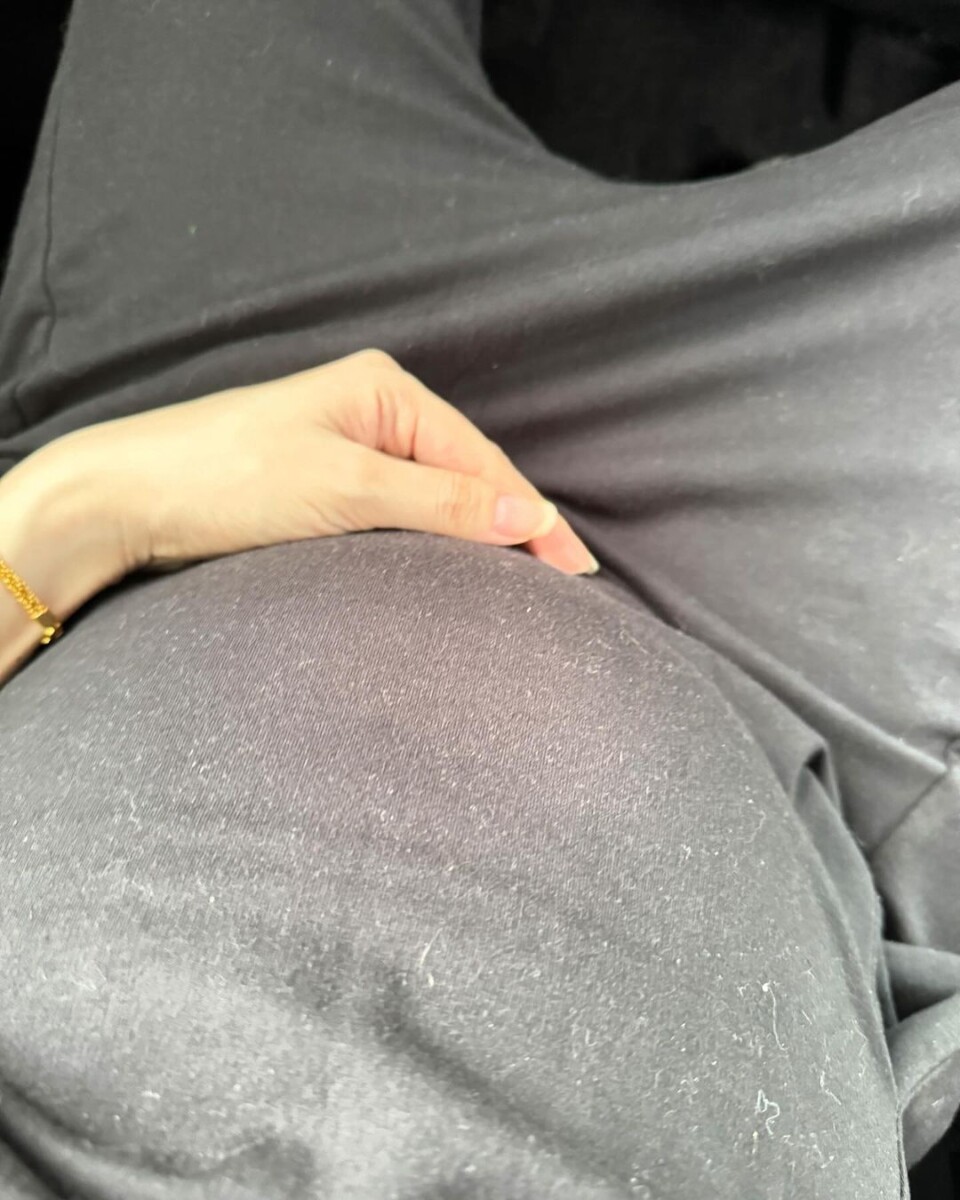 She documents her exciting pregnancy adventure