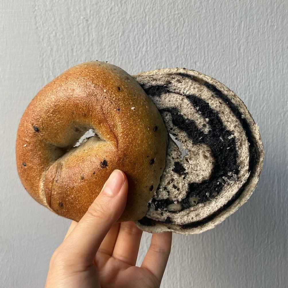 Indulge in Pawa Bakery’s Black Sesame Bagel! 